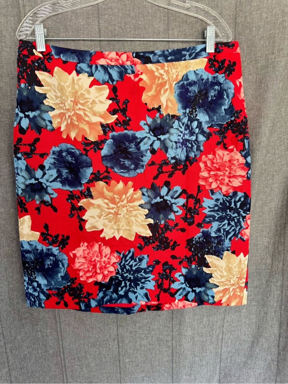 Talbots Tencel Lyocell/Cotton Blend Lined Red Floral Print Pencil Skirt Size 14p